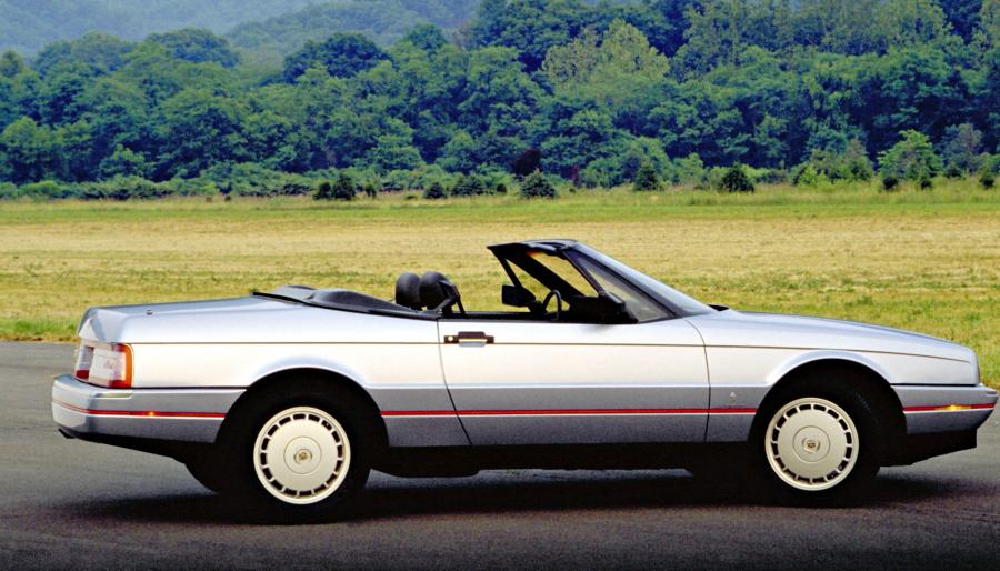  Cadillac Allante 1987 года  (фото 2 из 7)